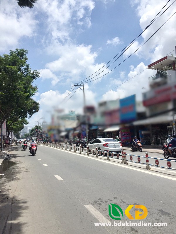 Bán nhà 4 lầu đẹp mặt tiền Nguyễn Thị Thập quận 7.
